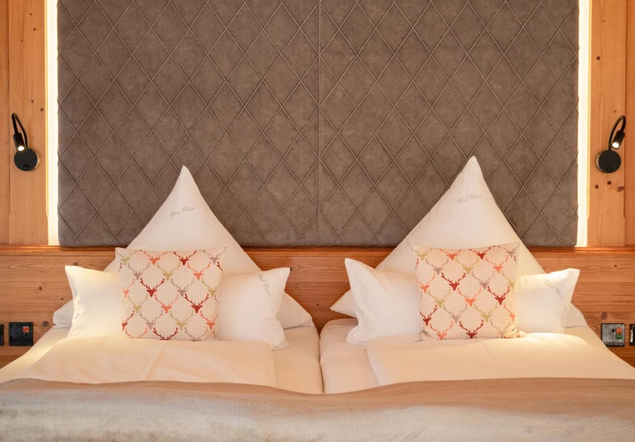 Bad Rain Hotel 4*